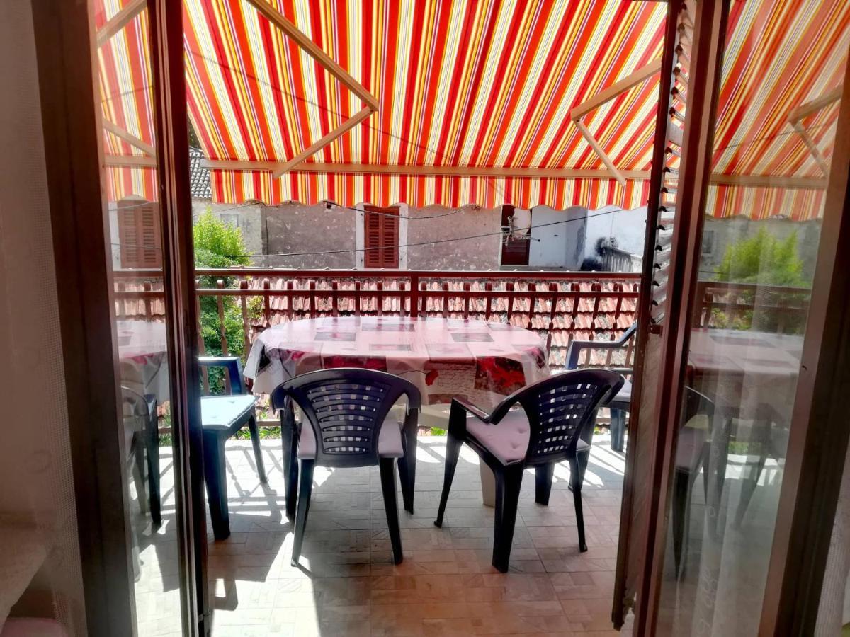 Apartments Martinac Sukosan Ngoại thất bức ảnh